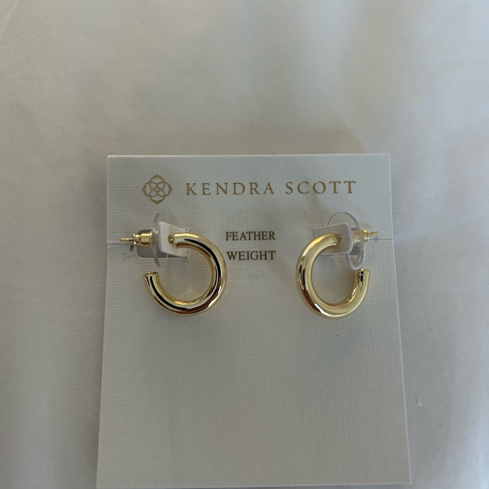 Kendra Scott Gold Tone Earrings
